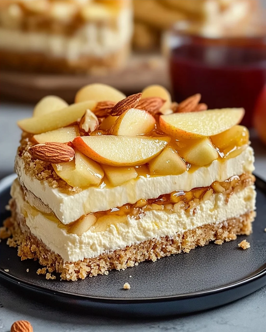 Apfel-Mascarpone-Torte mit Mandelboden